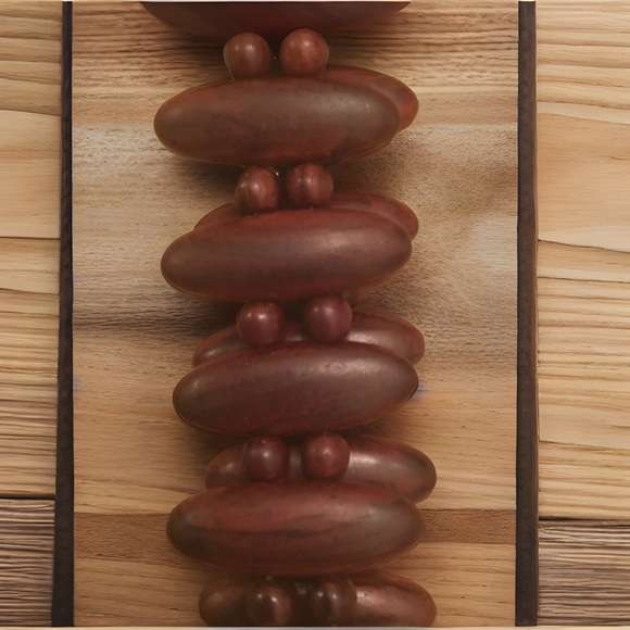 Ladies wood Bracelet - Picture 3 of 5